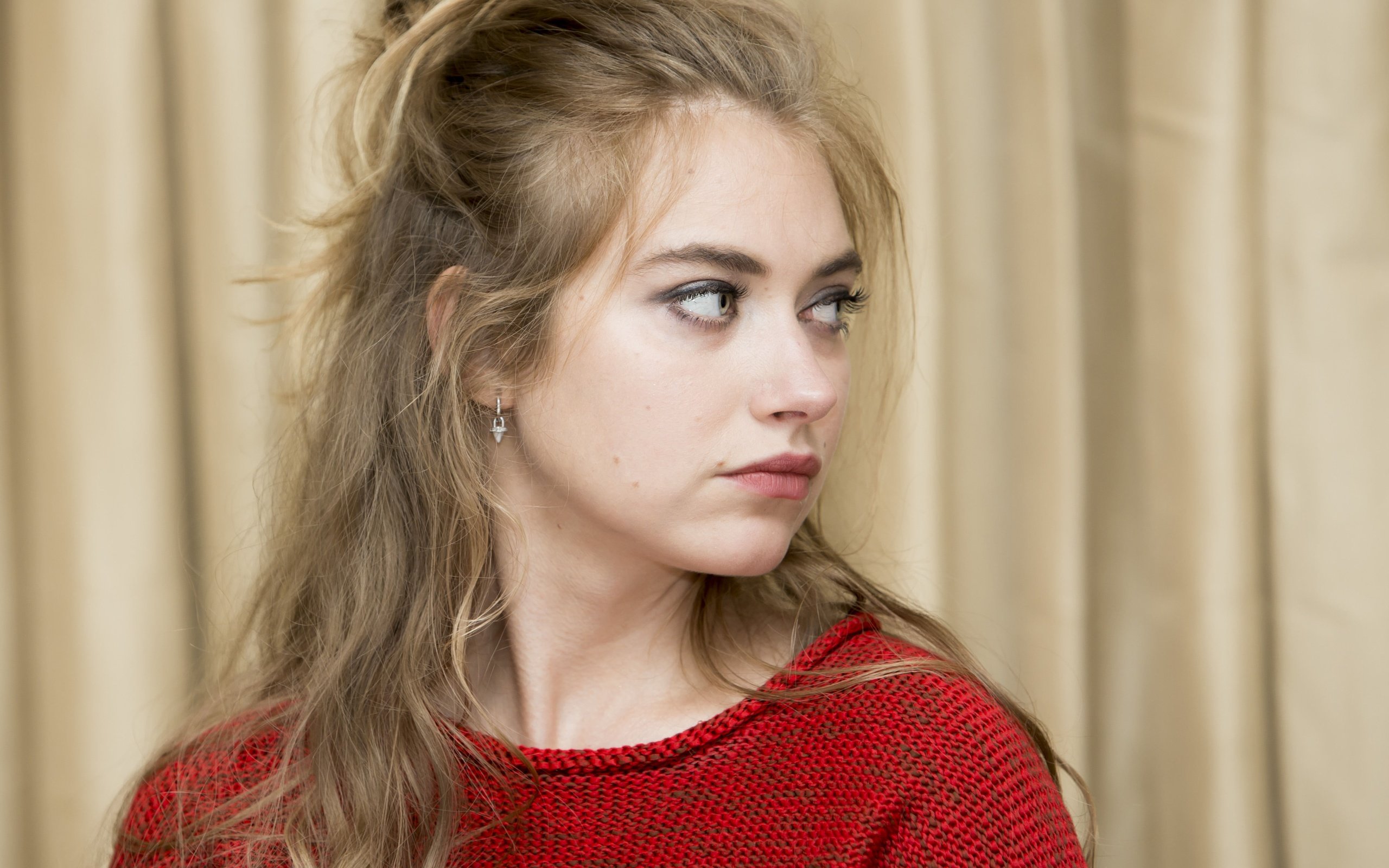 Обои девушка, взгляд, волосы, лицо, имоджен путс, girl, look, hair, face, imogen poots разрешение 5050x3921 Загрузить