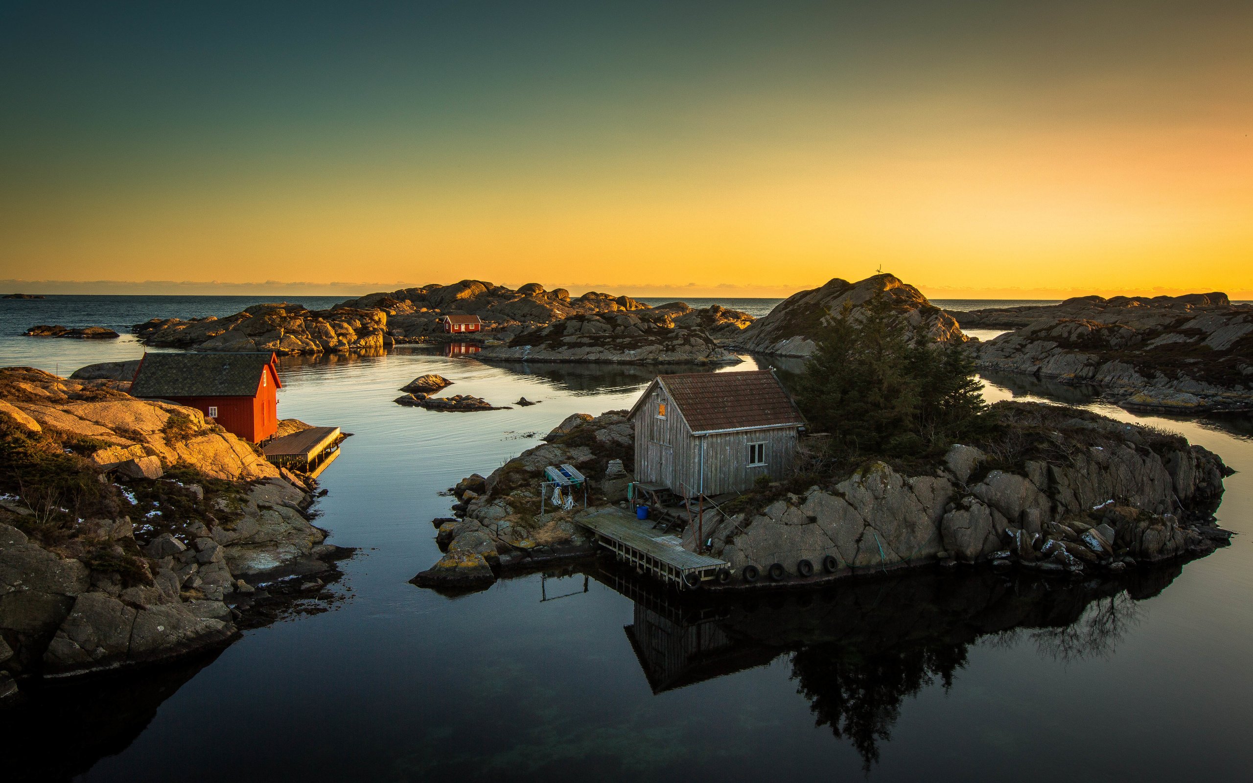 Обои скалы, природа, закат, море, побережье, дома, норвегия, rocks, nature, sunset, sea, coast, home, norway разрешение 5760x3593 Загрузить