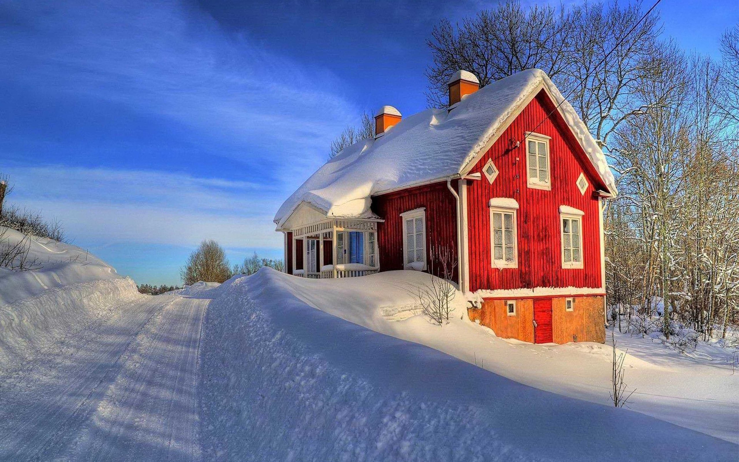 Снежка домики. Винтер Хаус. Зимний дом. Домик в снегу. Заснеженный домик.