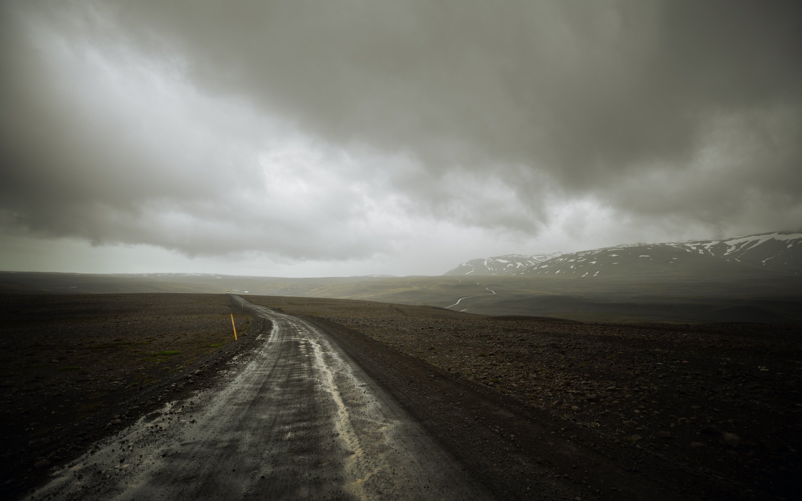 Обои дорога, облака, природа, пейзаж, гора, исландия, road, clouds, nature, landscape, mountain, iceland разрешение 5826x3884 Загрузить