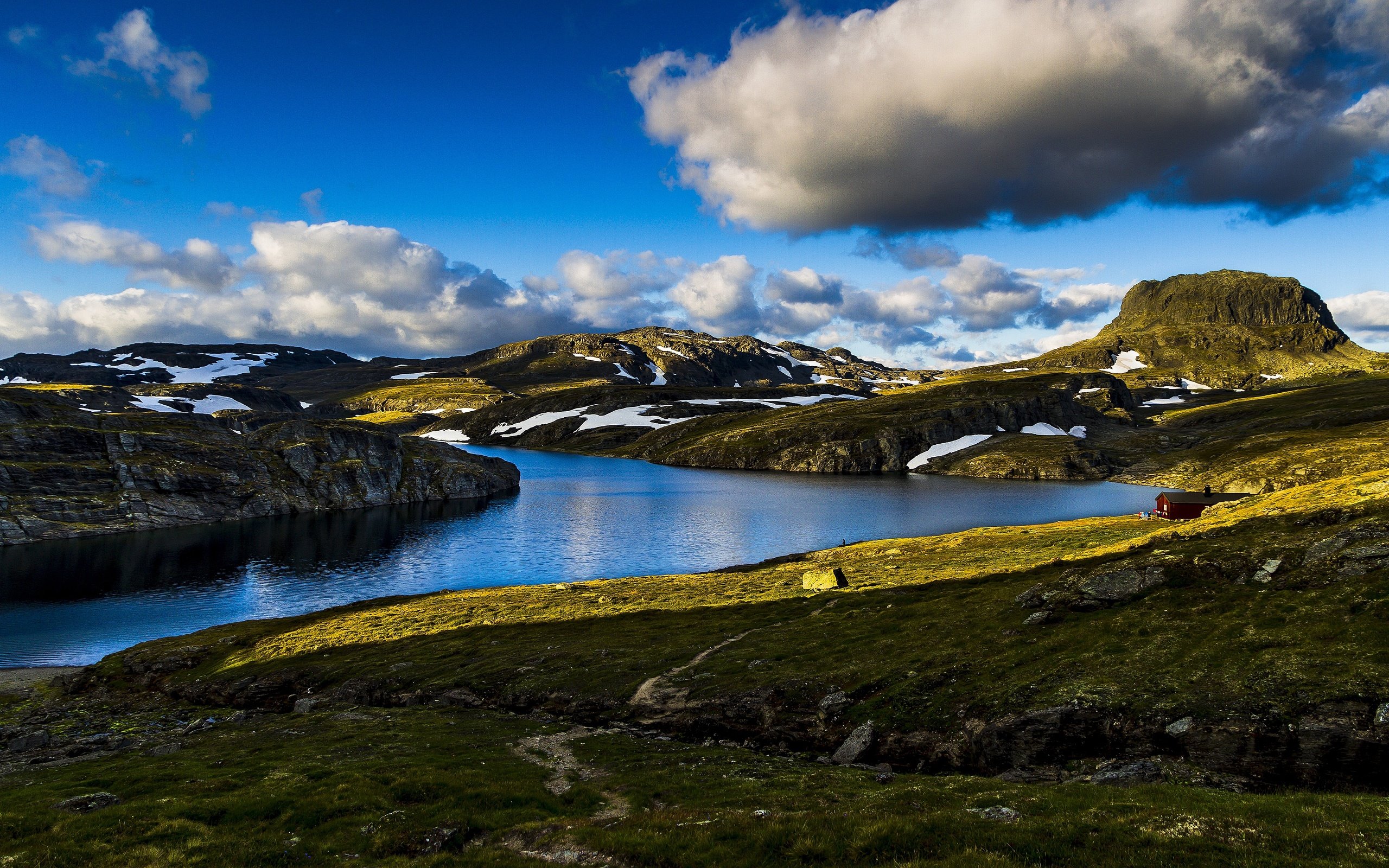 Обои горы, водоем, домик, норвегия, берега, mountains, pond, house, norway, bank разрешение 3840x2160 Загрузить