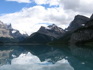 Обои вода, фотографии природы, озеро, река, горы, север, тишина, гладь, озёра, реки, water, nature photography, lake, river, mountains, north, silence, surface разрешение 2560x1549 Загрузить