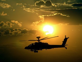 Обои небо, солнце, закат, полет, вертолет, вооружение, апачи, the sky, the sun, sunset, flight, helicopter, weapons, apache разрешение 2019x1350 Загрузить