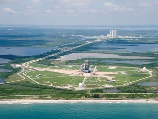 Обои шаттл, мыс канаверал, космический челнок, shuttle, cape canaveral, space shuttle разрешение 3072x2056 Загрузить