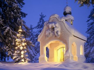 Обои снег, елка, зима, рождество, часовня, snow, tree, winter, christmas, chapel разрешение 1920x1080 Загрузить