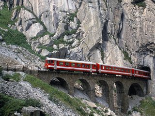 Обои горы, железная дорога, швейцария, mountains, railroad, switzerland разрешение 1920x1080 Загрузить