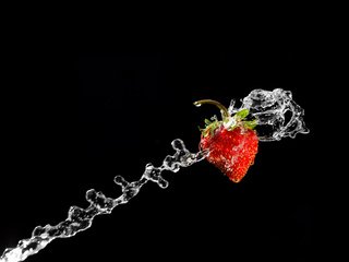 Обои вода, качество, клубника, water, quality, strawberry разрешение 3200x2400 Загрузить