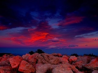 Обои облака, камни, красный, clouds, stones, red разрешение 1920x1200 Загрузить