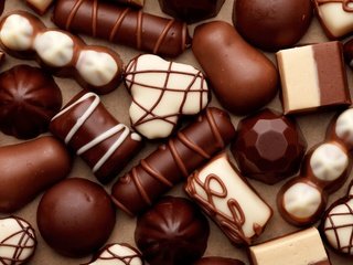 Обои конфеты, сладости, белый, шоколад, конфета, в шоколаде, молочный, candy, sweets, white, chocolate, milk разрешение 2560x1709 Загрузить