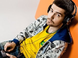 Обои наушники, певец, музыкант, noize mc, headphones, singer, musician разрешение 1920x1356 Загрузить