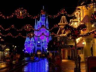 Обои ночь, япония, дома, диснейленд, night, japan, home, disneyland разрешение 2560x1600 Загрузить