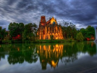 Обои облака, озеро, собор, германия, отражние, clouds, lake, cathedral, germany, otragenie разрешение 2560x1682 Загрузить