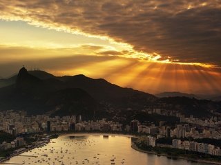 Обои бразилия, рио-де-жанейро, лучи солнце, brazil, rio de janeiro, the rays of the sun разрешение 2000x1313 Загрузить