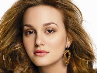 Обои девушка, портрет, взгляд, модель, лицо, лейтон мистер, girl, portrait, look, model, face, leighton meester разрешение 2560x1600 Загрузить