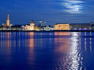 Обои вода, вечер, город, water, the evening, the city разрешение 1920x1080 Загрузить