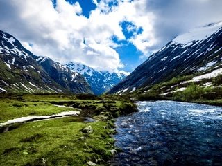 Обои небо, облака, вода, река, горы, природа, норвегия, the sky, clouds, water, river, mountains, nature, norway разрешение 2000x1249 Загрузить