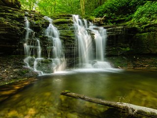 Обои природа, камни, лес, ручей, лето, водопад, мох, nature, stones, forest, stream, summer, waterfall, moss разрешение 2048x1356 Загрузить