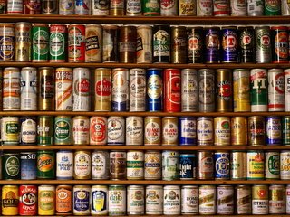 Обои много, напитки, пиво, алкоголь, банки, разные, полки, a lot, drinks, beer, alcohol, banks, different, shelves разрешение 2560x1600 Загрузить