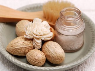 Обои орехи, релакс, спа, массаж, соль, щётка, аромотерапия, скраб, nuts, relax, spa, massage, salt, brush, aromatherapy, scrub разрешение 2560x1600 Загрузить