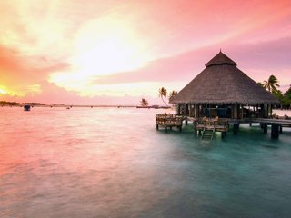 Обои море, бунгало, тропики, мальдивы, sea, bungalow, tropics, the maldives разрешение 4228x2732 Загрузить