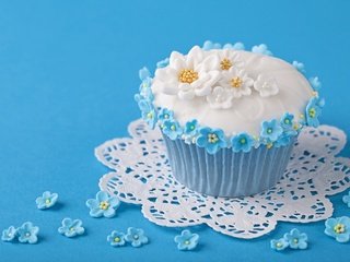 Обои цветы, еда, сладкое, десерт, кексы, маффины, flowers, food, sweet, dessert, cupcakes, muffins разрешение 5616x3744 Загрузить