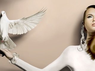 Обои арт, рука, девушка, волосы, голубь, сёрьги, art, hand, girl, hair, dove, earrings разрешение 3480x1943 Загрузить