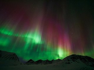 Обои ночь, горы, природа, звезды, северное сияние, лапландия, night, mountains, nature, stars, northern lights, lapland разрешение 2048x1363 Загрузить