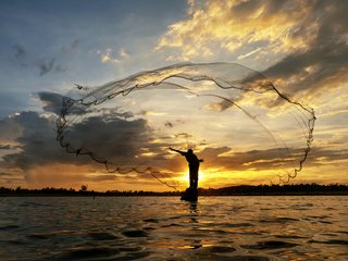 Обои озеро, бросает, река, восход, солнце, утро, лодка, сеть, рыбак, lake, throws, river, sunrise, the sun, morning, boat, network, fisherman разрешение 1920x1200 Загрузить