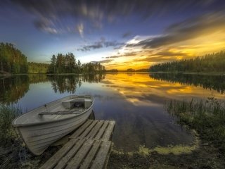 Обои деревья, озеро, закат, отражение, лодка, норвегия, рингерике, trees, lake, sunset, reflection, boat, norway, ringerike разрешение 4000x2667 Загрузить