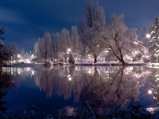 Обои небо, деревья, снег, зима, спокойствие, фотограф, пруд, сергей денисюк, the sky, trees, snow, winter, calm, photographer, pond, sergey denisyuk разрешение 2048x1360 Загрузить