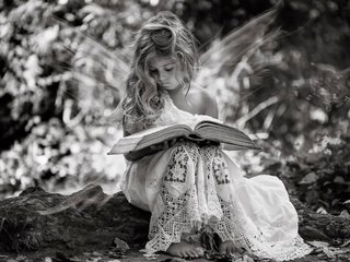 Обои крылья, девочка, книга, fairy tales, wings, girl, book разрешение 2048x1367 Загрузить