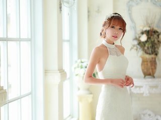 Обои девушка, фон, платье, взгляд, лицо, азиатка, girl, background, dress, look, face, asian разрешение 2880x1920 Загрузить