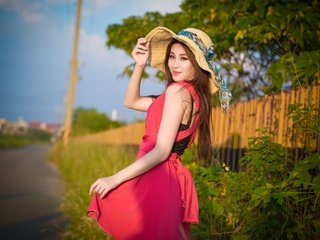 Обои девушка, поза, улыбка, лето, взгляд, лицо, шляпа, азиатка, girl, pose, smile, summer, look, face, hat, asian разрешение 2880x1922 Загрузить