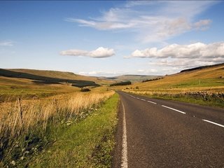 Обои дорога, холмы, пейзаж, поле, road, hills, landscape, field разрешение 2880x1913 Загрузить