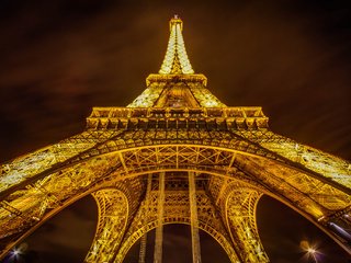 Обои ночь, париж, франция, эйфелева башня, эйфелева башня, night, paris, france, eiffel tower разрешение 2048x1365 Загрузить