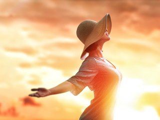 Обои природа, закат, девушка, радость, свобода, шляпа, nature, sunset, girl, joy, freedom, hat разрешение 4030x2848 Загрузить