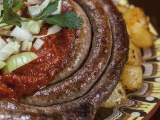 Обои лук, соус, картофель, аппетитно, домашняя колбаса, bow, sauce, potatoes, appetizing, homemade sausage разрешение 2700x1800 Загрузить