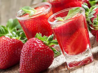 Обои напиток, клубника, ягоды, напитки, drink, strawberry, berries, drinks разрешение 4752x3168 Загрузить