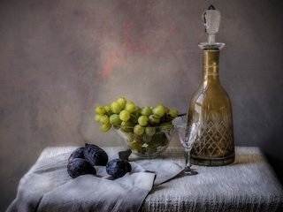 Обои виноград, ваза, натюрморт, графин, инжир, рюмка, grapes, vase, still life, decanter, figs, glass разрешение 4292x2814 Загрузить