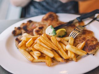 Обои мясо, француженка, картофель фри, картошка фри, meat, french, french fries, fries разрешение 4838x3225 Загрузить