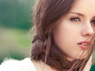 Обои девушка, портрет, взгляд, шатенка, длинные волосы, girl, portrait, look, brown hair, long hair разрешение 3000x1688 Загрузить