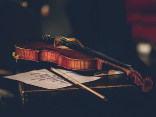 Обои скрипка, музыка, музыкальный инструмент, смычок, violin, music, musical instrument, bow разрешение 2048x1365 Загрузить