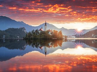 Обои озеро, горы, природа, пейзаж, часовня, лейка, блед, lake, mountains, nature, landscape, chapel, bled разрешение 1920x1200 Загрузить