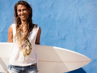 Обои настроение, surfing girl, счастливая девушка estella, лучи солнца, романтика позитив, взгляд, боке wallpaper., отдых, beautiful background, релакс, лучезарная улыбка, серфинг, летнее, лето радость, mood, happy girl estella, the rays of the sun, romance positive, look, bokeh wallpaper., stay, relax, radiant smile, surfing, summer, summer joy разрешение 5760x3840 Загрузить