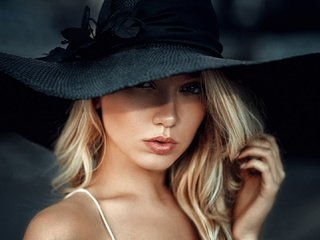 Обои девушка, блондинка, портрет, лицо, шляпа, мария попова, girl, blonde, portrait, face, hat, maria popova разрешение 1920x1080 Загрузить