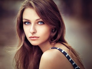 Обои девушка, портрет, взгляд, модель, волосы, лицо, красивые глаза, girl, portrait, look, model, hair, face, beautiful eyes разрешение 2048x1363 Загрузить