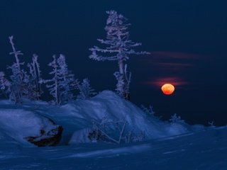 Обои горы, снег, природа, зима, луна, южный урал, хребет, mountains, snow, nature, winter, the moon, south ural, ridge разрешение 1920x1280 Загрузить