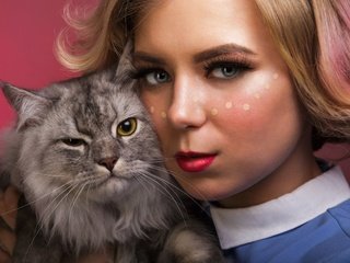 Обои девушка, кошка, взгляд, волосы, лицо, губки, girl, cat, look, hair, face, sponge разрешение 2560x1707 Загрузить