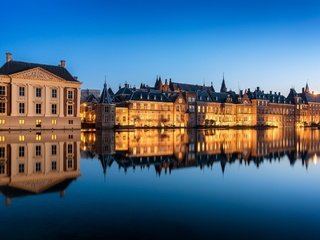 Обои вода, отражение, канал, нидерланды, голландия, den haag, гаага, parlement, water, reflection, channel, netherlands, holland, the hague разрешение 2048x1365 Загрузить