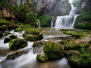 Обои вода, скалы, камни, водопад, мох, ск, water, rocks, stones, waterfall, moss, sk разрешение 2048x1363 Загрузить